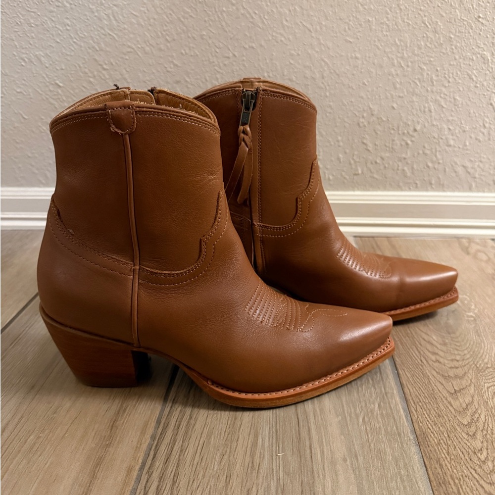 Tecovas Tan Leather Boots Daisy Size 9